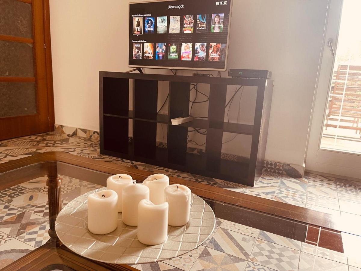 Rosehill Garden Family Villa With A Great Budapest View מראה חיצוני תמונה
