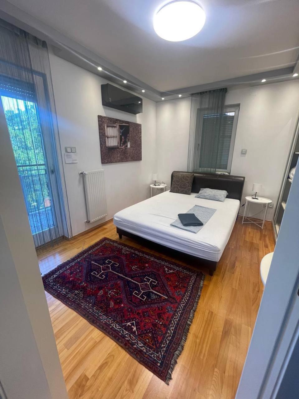 Rosehill Garden Family Villa With A Great Budapest View מראה חיצוני תמונה