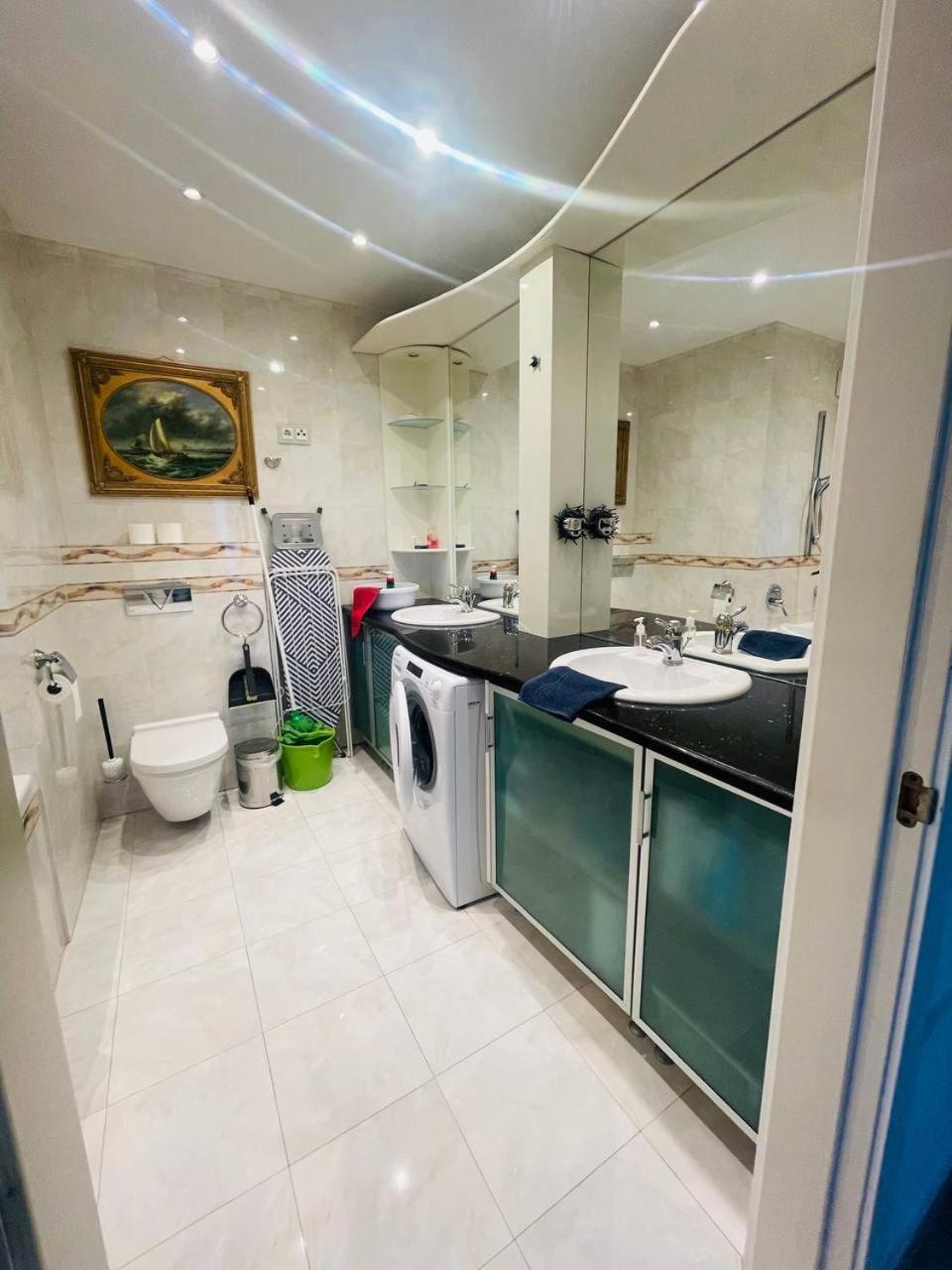 Rosehill Garden Family Villa With A Great Budapest View מראה חיצוני תמונה