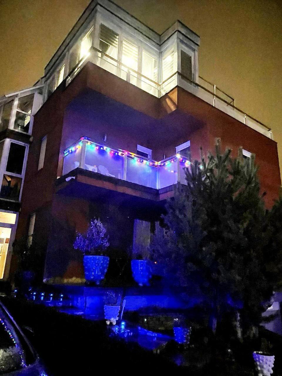 Rosehill Garden Family Villa With A Great Budapest View מראה חיצוני תמונה